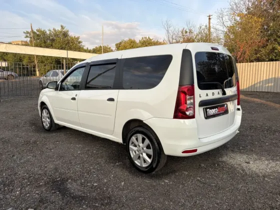 Lada Largus 2023г., 1.6л бензин, мкпп, Пробег 110 тыс.км! (родной), Тех. осмотр не требуется. Торез