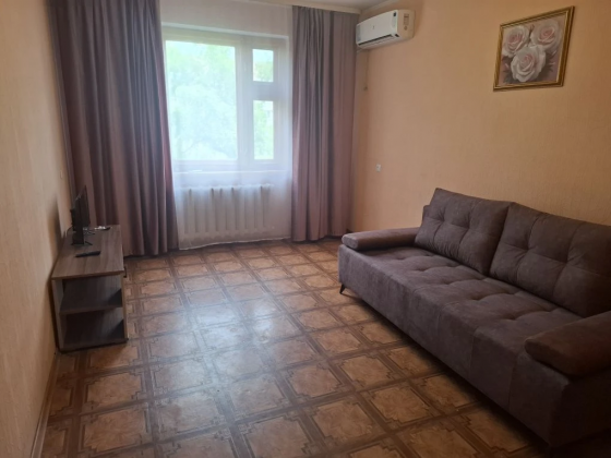 Отличная 3 ком.кв.вода постоянно Звёздный Донецк