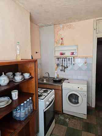 продается 2к на ионова Донецк