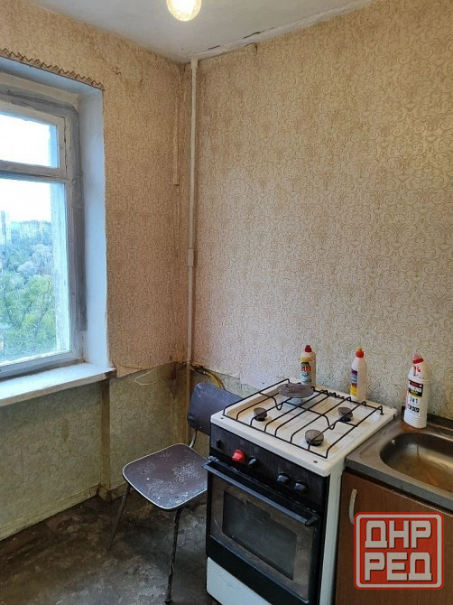 Продаётся 1 комнатная квартира в Кировском районе, Текстильщик. Донецк - изображение 2