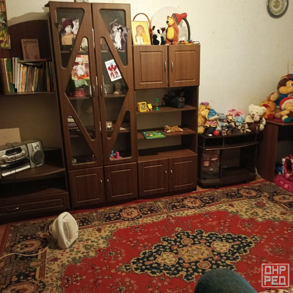 Продаётся 1 комнатная квартира в Кировском районе, Текстильщик. Донецк - изображение 2