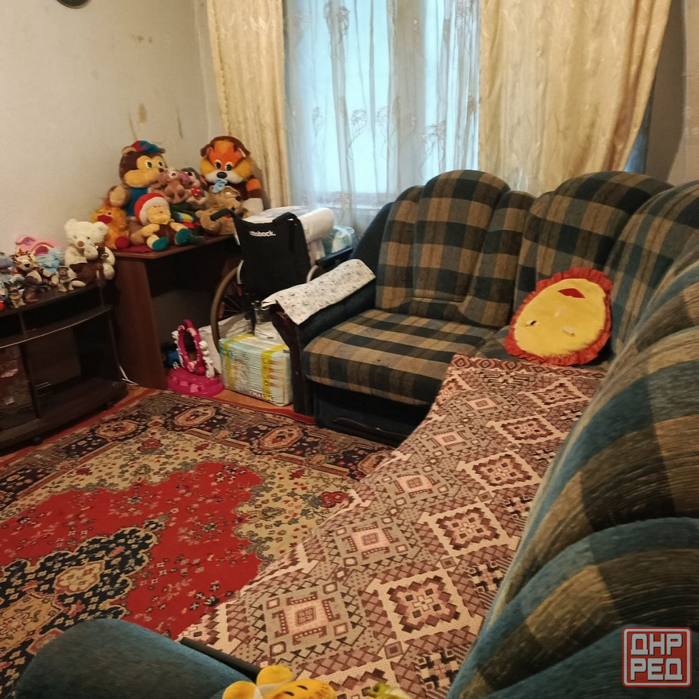 Продаётся 1 комнатная квартира в Кировском районе, Текстильщик. Донецк - изображение 1