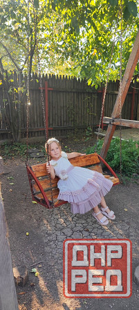 Продам платье для девочки 5-6 лет. Макеевка - изображение 4
