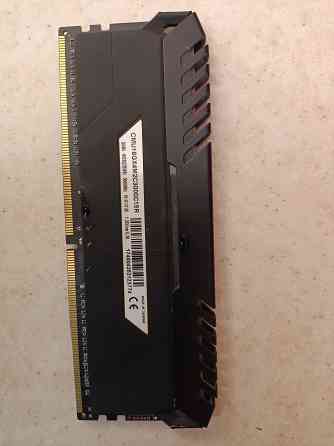 Оперативная память Corsair DDR4 8Gb Макеевка