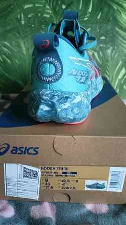 Кроссовки ASICS Донецк