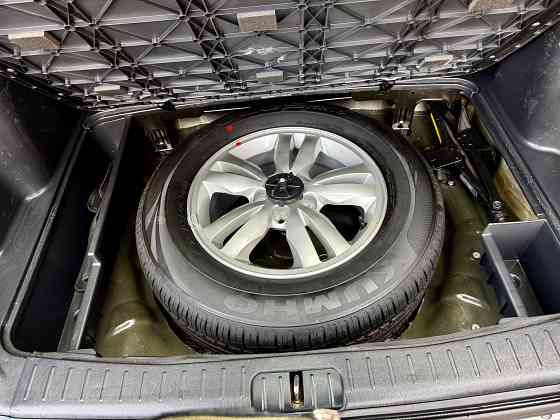 Hyundai Tucson полный привод 2л механика Донецк