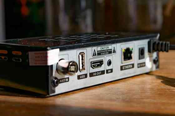 Ресивер world vision t625a lan . Макеевка