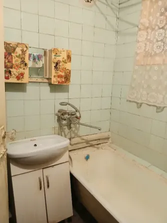 Продам 2 комнатную квартиру Мотодром вода каждый день Донецк