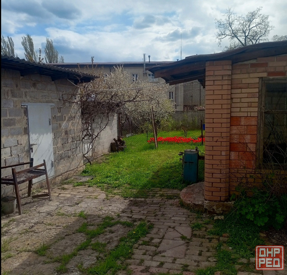 Продам 3-ком. дом в Ленинском районе города Донецк, ориентир рынок Соловки. Донецк - изображение 2