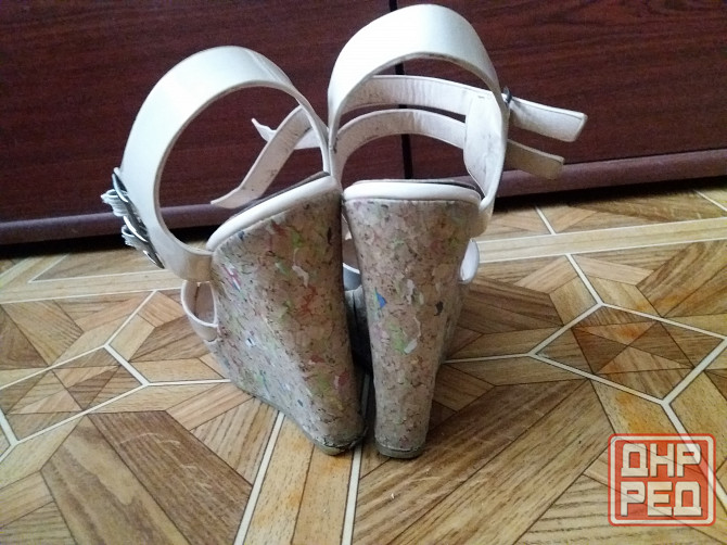 Продам босоножки р.37 Донецк - изображение 3