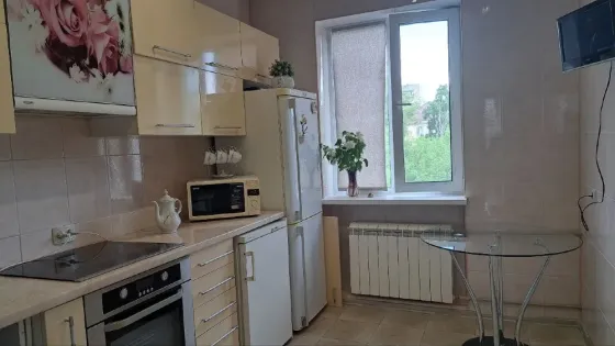 3 комнатная 67 м.кв,пос.Восточный,Макеевка Макеевка