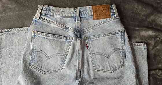 Джинсы Levi's Оригинал 24 размер Донецк