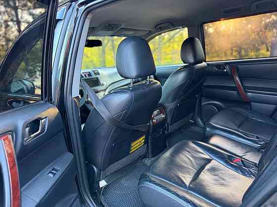 TOYOTA HIGHLANDER Донецк