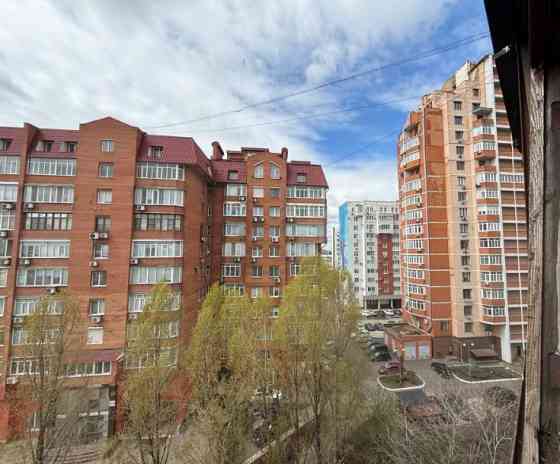 Продам 2ком Центр, пр. Дзержинского Донецк