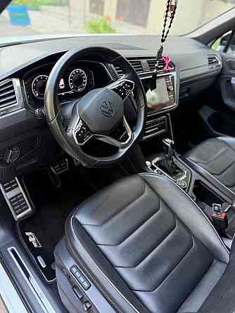 Volkswagen Tiguan R-Line Официальный весь в родном окрасе состояние новой машины ! Донецк