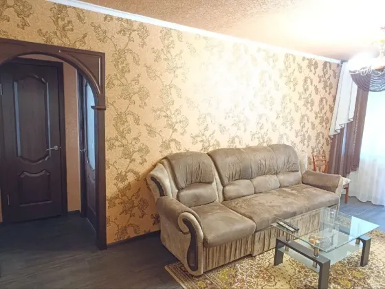 Продажа 3-ком. (Васнецова, 1 - пл бакинских комиссаров) Донецк