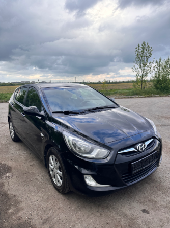 Продам Hyundai Solaris Макеевка