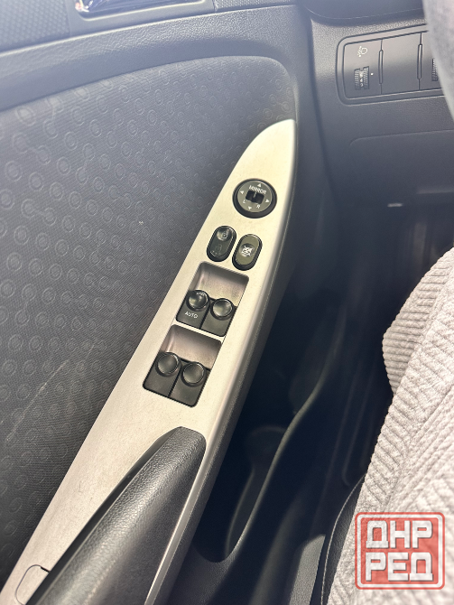 Продам Hyundai Solaris Макеевка - изображение 8