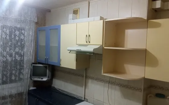 Сдается 2-х к.кв. в Буденовском районе г. Донецка (Заперевальная). Донецк