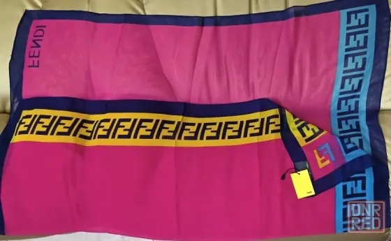Женский шелковый платок Fendi Италия Донецк