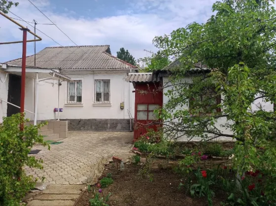 Продам жилой дом в Калининском р-не Донецка. Левобережная. Донецк