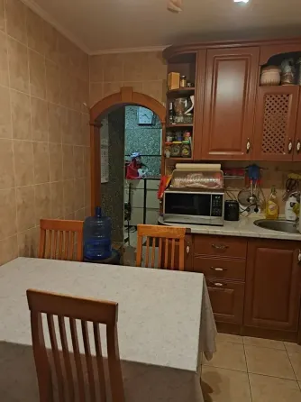 Продам 3х комн., 5/10, капитальный ремонт, ул. Листопрокатчиков Донецк
