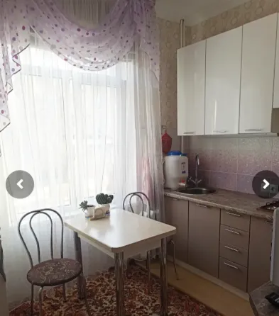 Продам 1-к Центр, Гурова Донецк