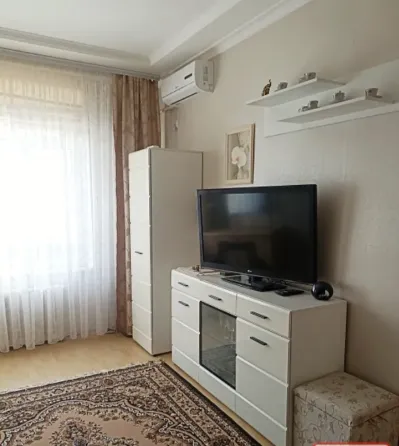 Продам 1-к Центр, Гурова Донецк