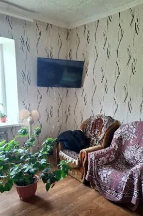 Продам 2к.кв. Сталинка. Кировский р-н. Ориентир рик. ул.Институтская. Донецк