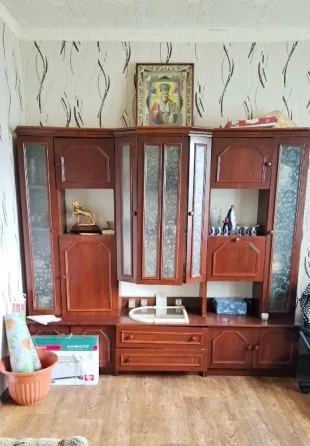 Продам 2к.кв. Сталинка. Кировский р-н. Ориентир рик. ул.Институтская. Донецк