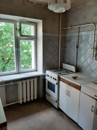 Продам 2х комнатную квартиру Ворошиловский район ул Университетская к/т Звездочка Донецк