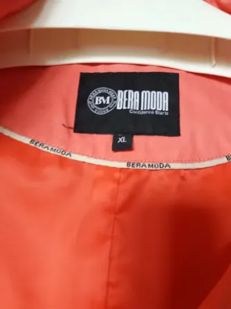 Продам ветровку женскую р. 50 xl Донецк