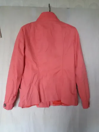 Продам ветровку женскую р. 50 xl Донецк
