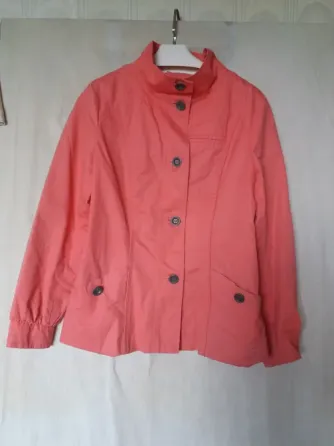 Продам ветровку женскую р. 50 xl Донецк