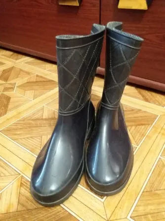Продам резиновые сапоги р. 35-36 Донецк