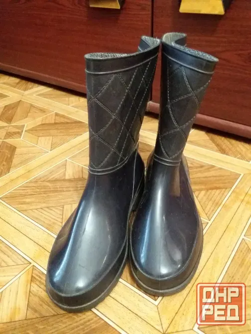 Продам резиновые сапоги р. 35-36 Донецк - изображение 3