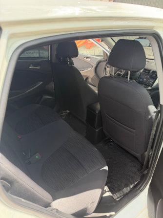 Продам Hyundai Solaris 2014г, автомат Донецк