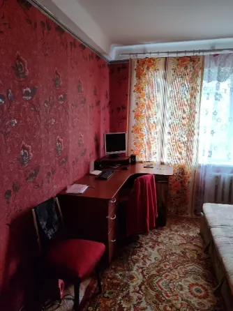 Продам 2- х комнатную квартиру 4/5 в г. Шахтерске возле 6 школы Шахтерск