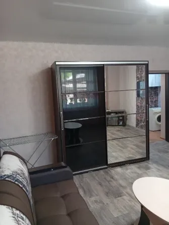 Продажа 2 ком Кировский район пл Свободы Донецк