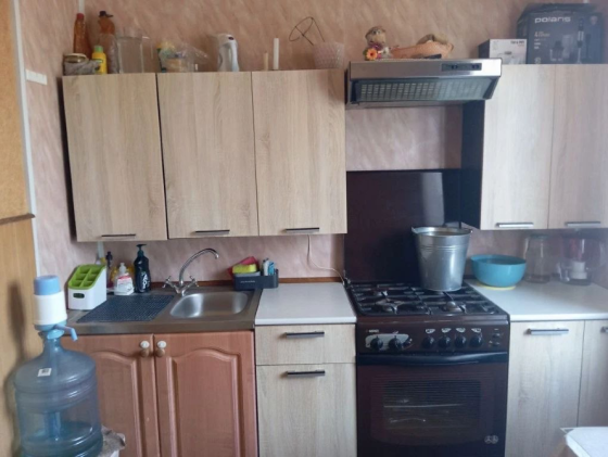 Возьмут с детьми. Сдам 2к кв на Донском, рядом кафе "Базилик",Караван,комнаты раздельные.ан Донецк