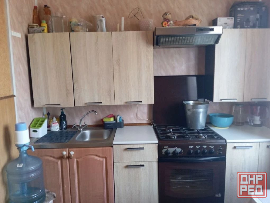 Возьмут с детьми. Сдам 2к кв на Донском, рядом кафе "Базилик",Караван,комнаты раздельные.ан Донецк - изображение 1