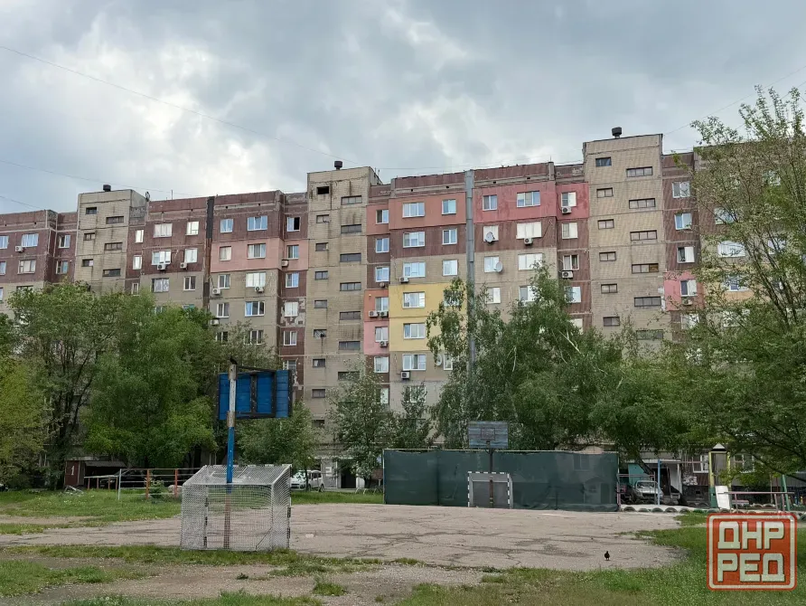 Продам 2-х комн. кв., 4/9 эт., 50 м.кв. - Макеевка, квартал Шахтёрский, 2-й квадрат Макеевка - изображение 1