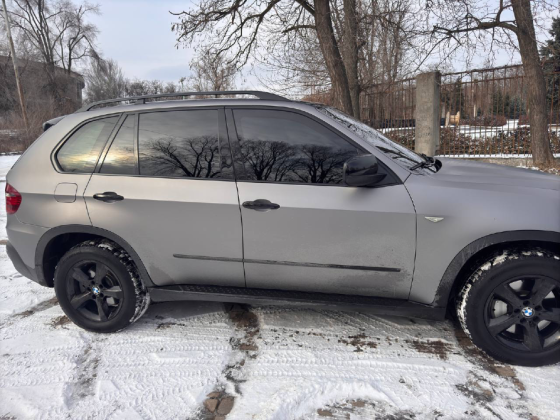 BMW X5 E70 бронированный Донецк
