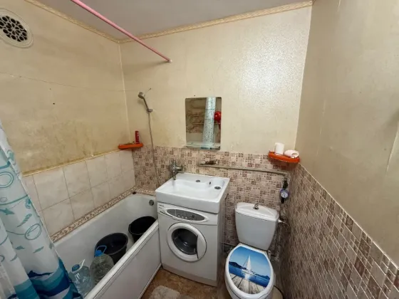 Сдам 1 комн. кв., 2/5 эт., 32 кв.м. - Макеевка, кв-л Химик, Бутовский поворот Макеевка