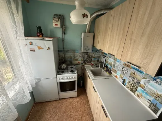 Сдам 1 комн. кв., 2/5 эт., 32 кв.м. - Макеевка, кв-л Химик, Бутовский поворот Макеевка