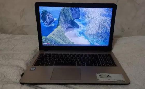 15.6" asus VivoBook 15 R564D Донецк