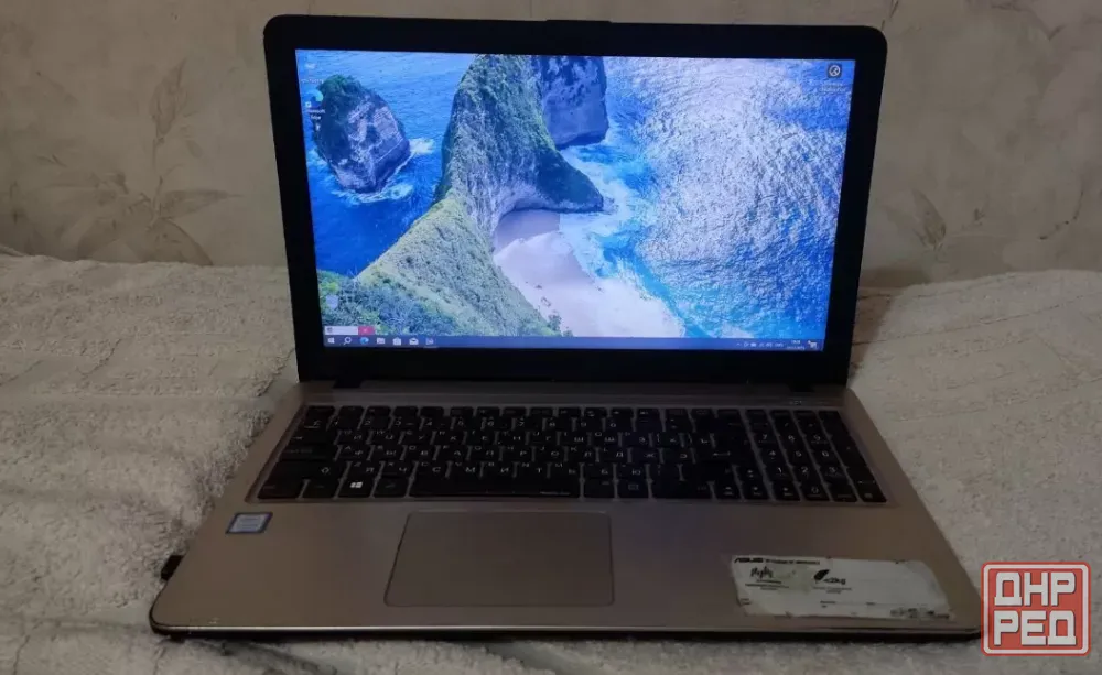 15.6" asus VivoBook 15 R564D Донецк - изображение 1