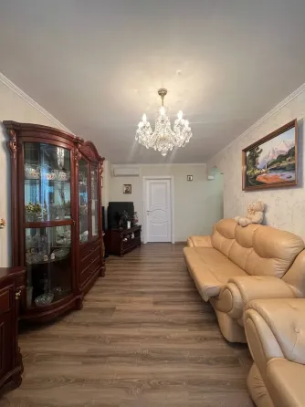 Продаётся 3-комнатная квартира в центре, пр. Ленина 99 Мариуполь