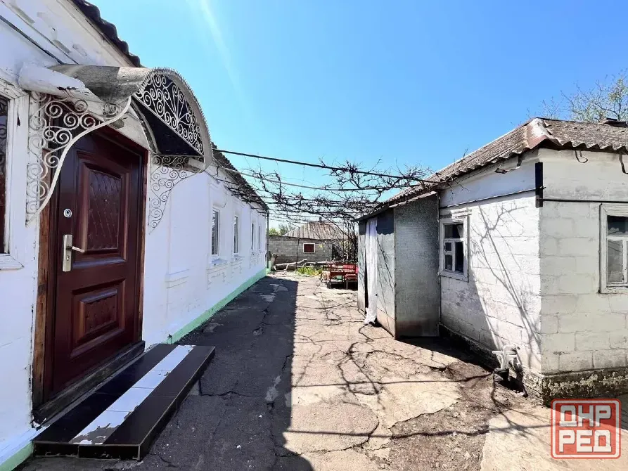 Продаются два дома по цене одного с земельным участком в пгт Старый Крым Мариуполь - изображение 1
