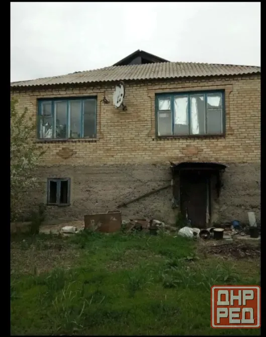 Продаётся 2-х этажный дом, пос. Коммунар, Макеевка (ориентир жд вокзал). Макеевка - изображение 2